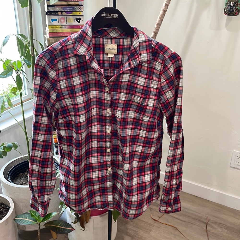 G.H. Bass red plaid button down shirt 100% cotton